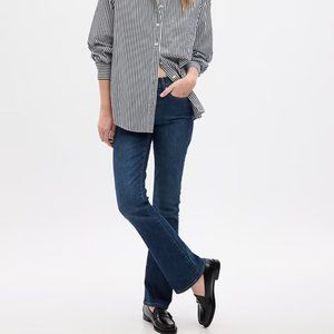 Gap Mid Rise Baby Boot Jeans 30P